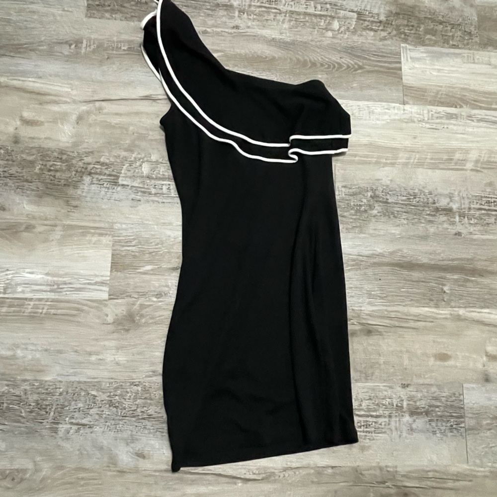 Women’s large dress black and white